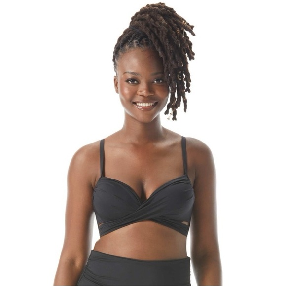 NWT Coco Reef Enrapture Bra Sized Swim Top Underwire Padded Black Size 32/34D - Picture 1 of 6
